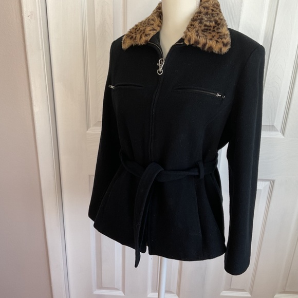 Women’s Jason Kole Waist Length Belted Wool Jacket with Animal Print Fur Collar - Picture 3 of 14